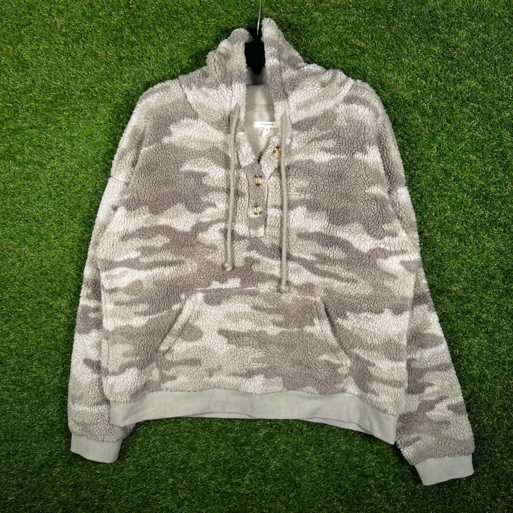 Maurices Womens Large Grey Camo Sherpa Fleece Henley Hoodie Sweatshirt